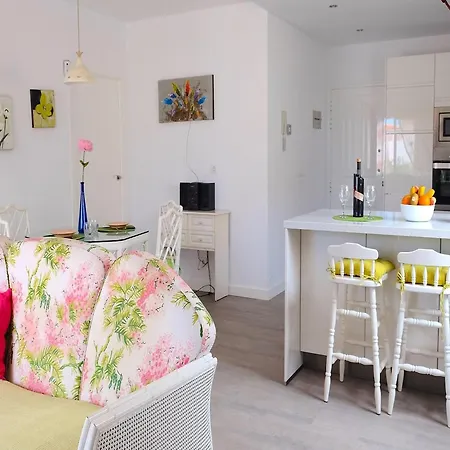 Anabel House With Private Pool * 卡亚俄萨尔瓦赫